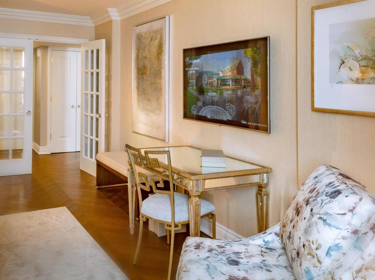 Chateau Vaudreuil Extérieur photo A suite at the Waldorf Astoria Chicago