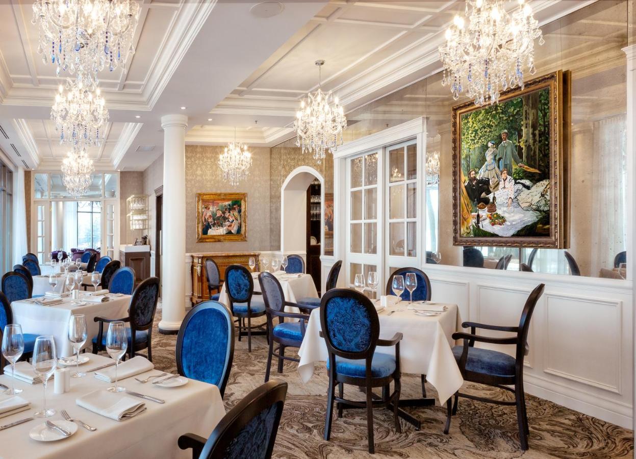 Chateau Vaudreuil Extérieur photo The restaurant